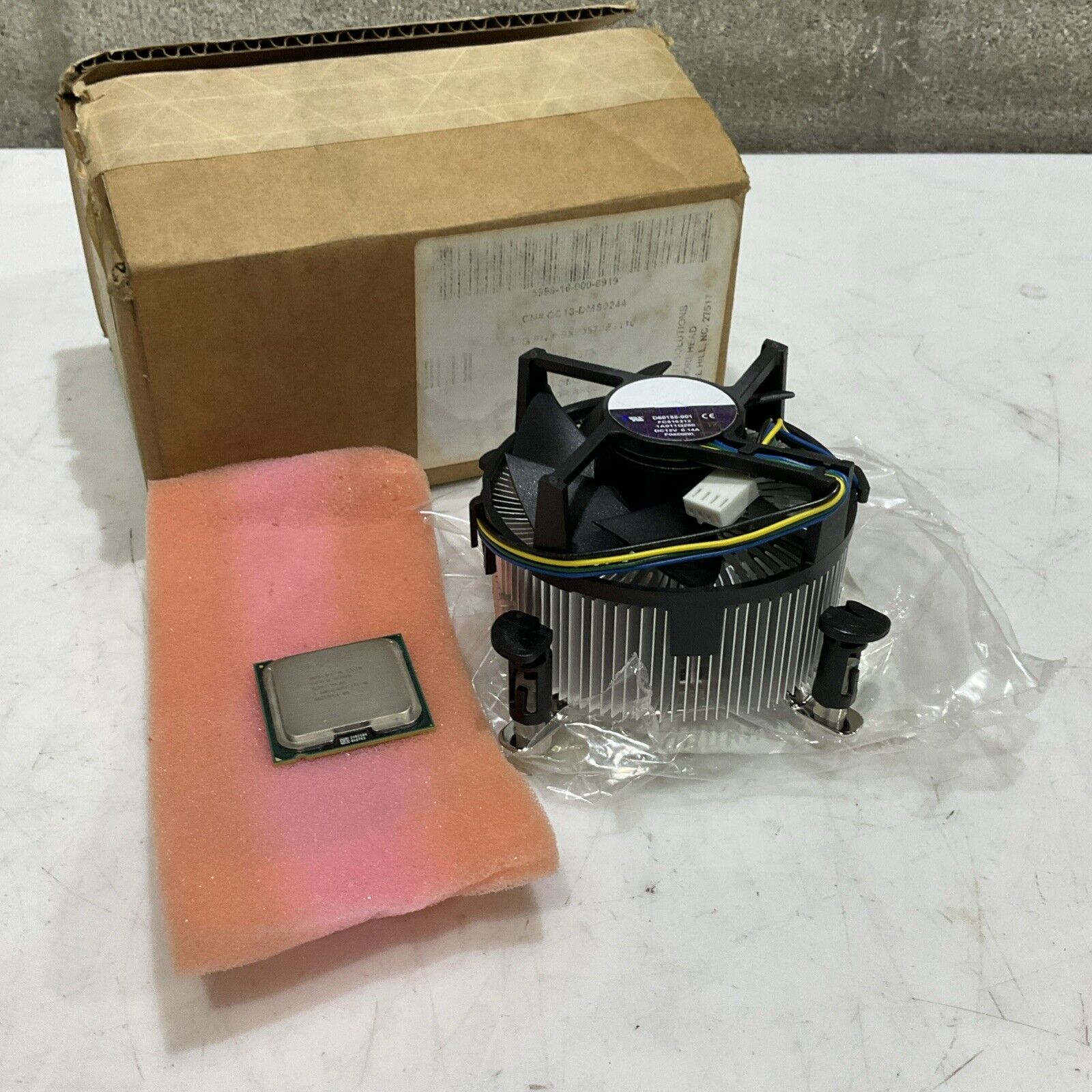 INTEL FOXCONN E3110 D60188–001 FC816312 1A001Q200 PROCESSOR ASSEMBLY U3S