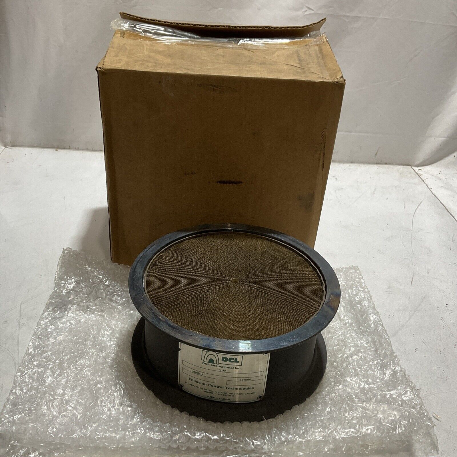 DCL   CB000-LQ-010Y-0103-01    ELEMENT CATALYS  EICS9  K9S